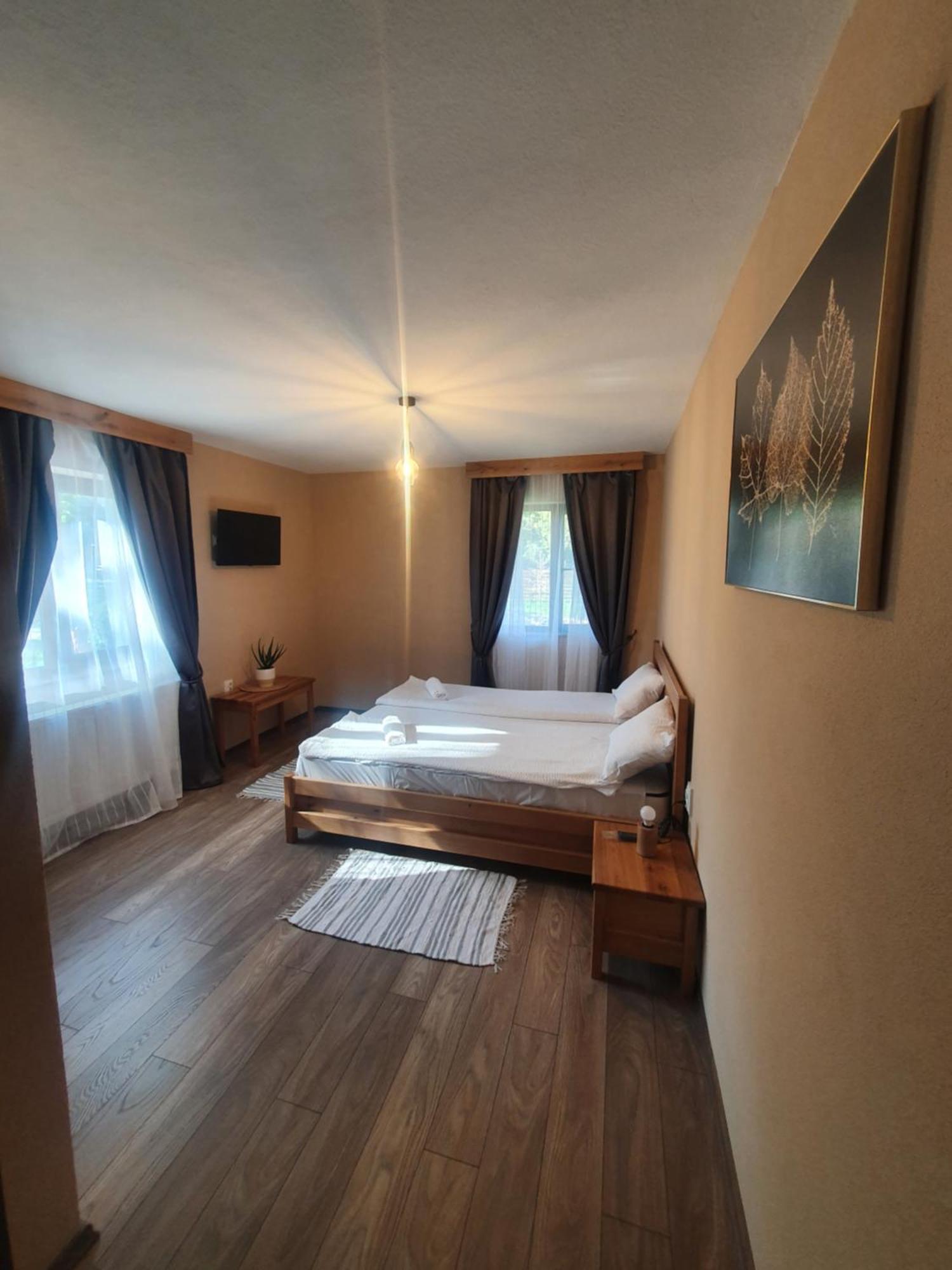 Pensiunea Transilvania Covasna Cameră foto